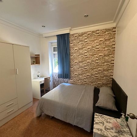 Habitacion En Piso Compartido En Malaga Capital Экстерьер фото