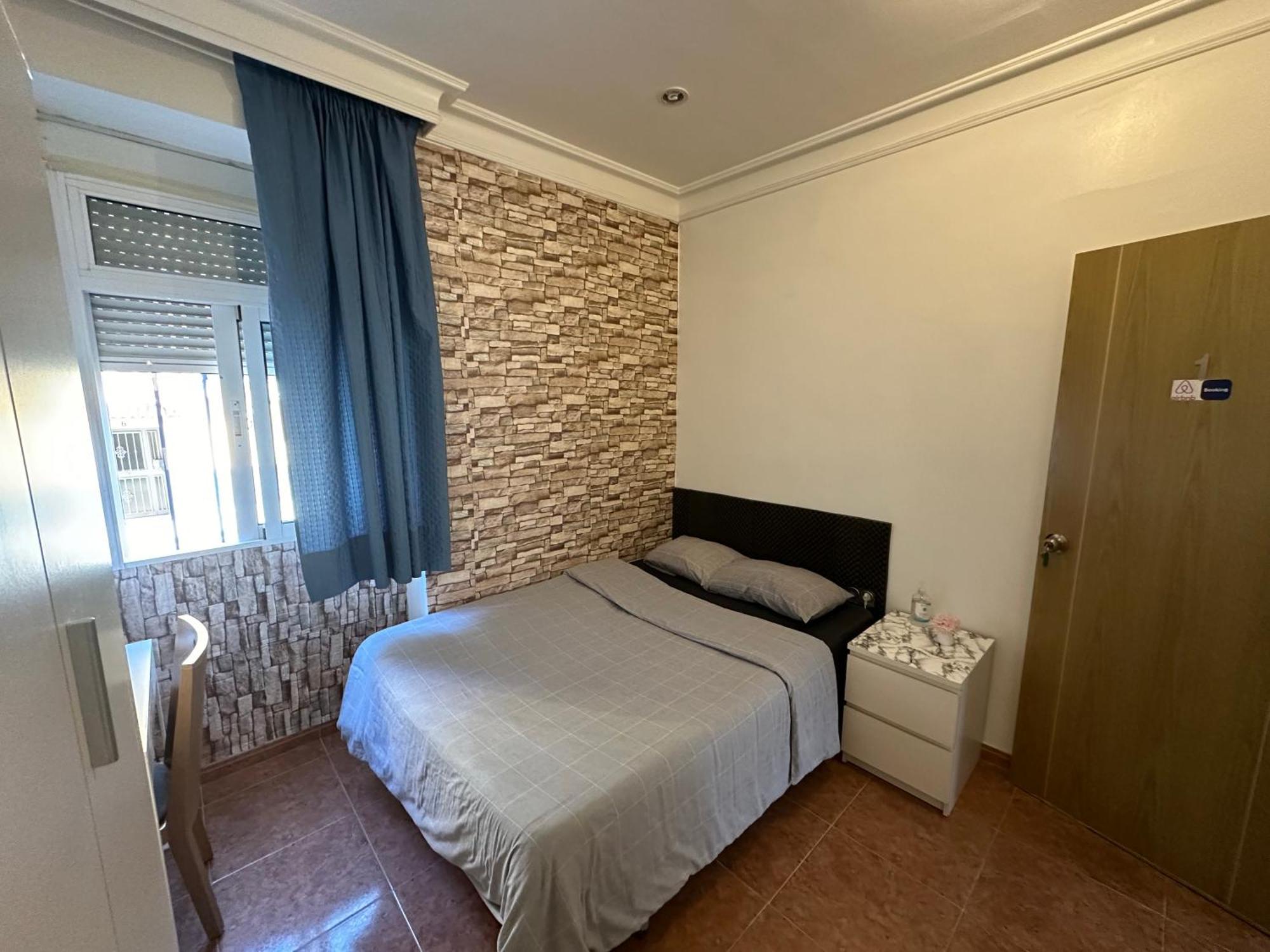 Habitacion En Piso Compartido En Malaga Capital Экстерьер фото